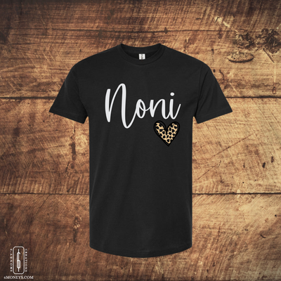 Mama, Gigi, Auntie Nickname Leopard Heart  Short Sleeve T-shirt
